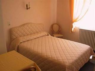 Hotel De Touraine Saint-Nazaire  Bagian luar foto